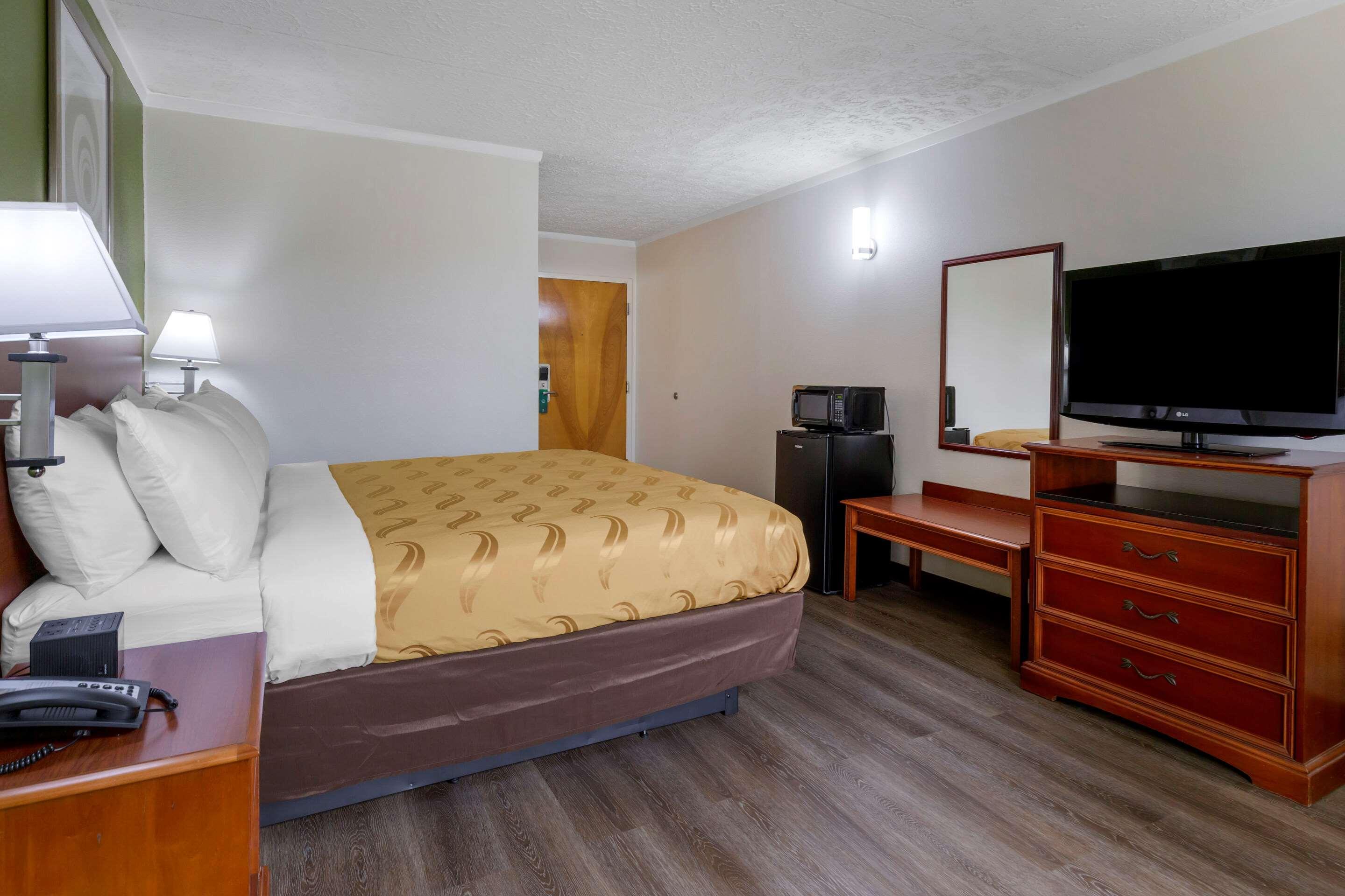 Hotel Quality - South Roxboro